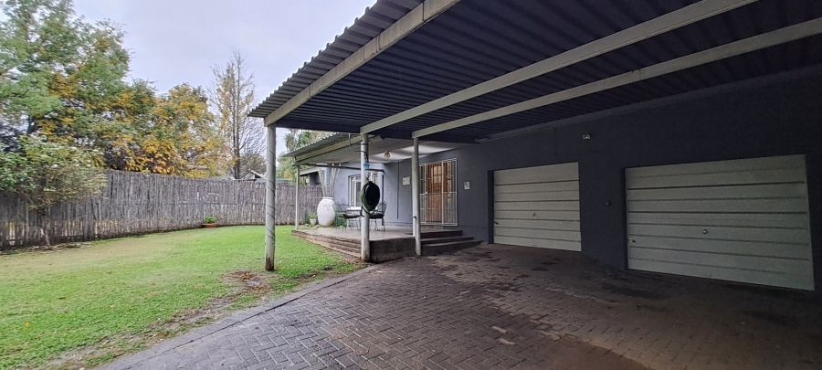 6 Bedroom Property for Sale in Panorama Free State